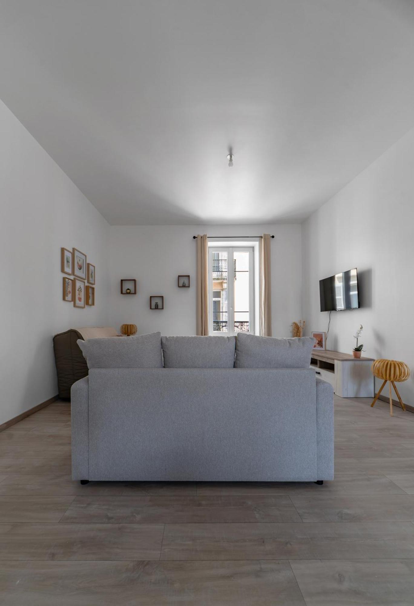 Le Ravy - Appartement Design, 2 Chambres, Centre Ville Vichy Exteriör bild